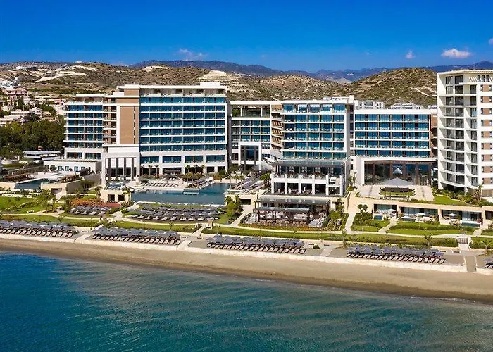 Hotel Amara - Sea Your Only View™