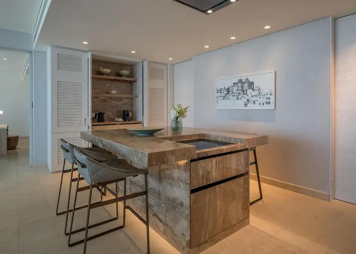 Hotel Amara - Sea Your Only View™